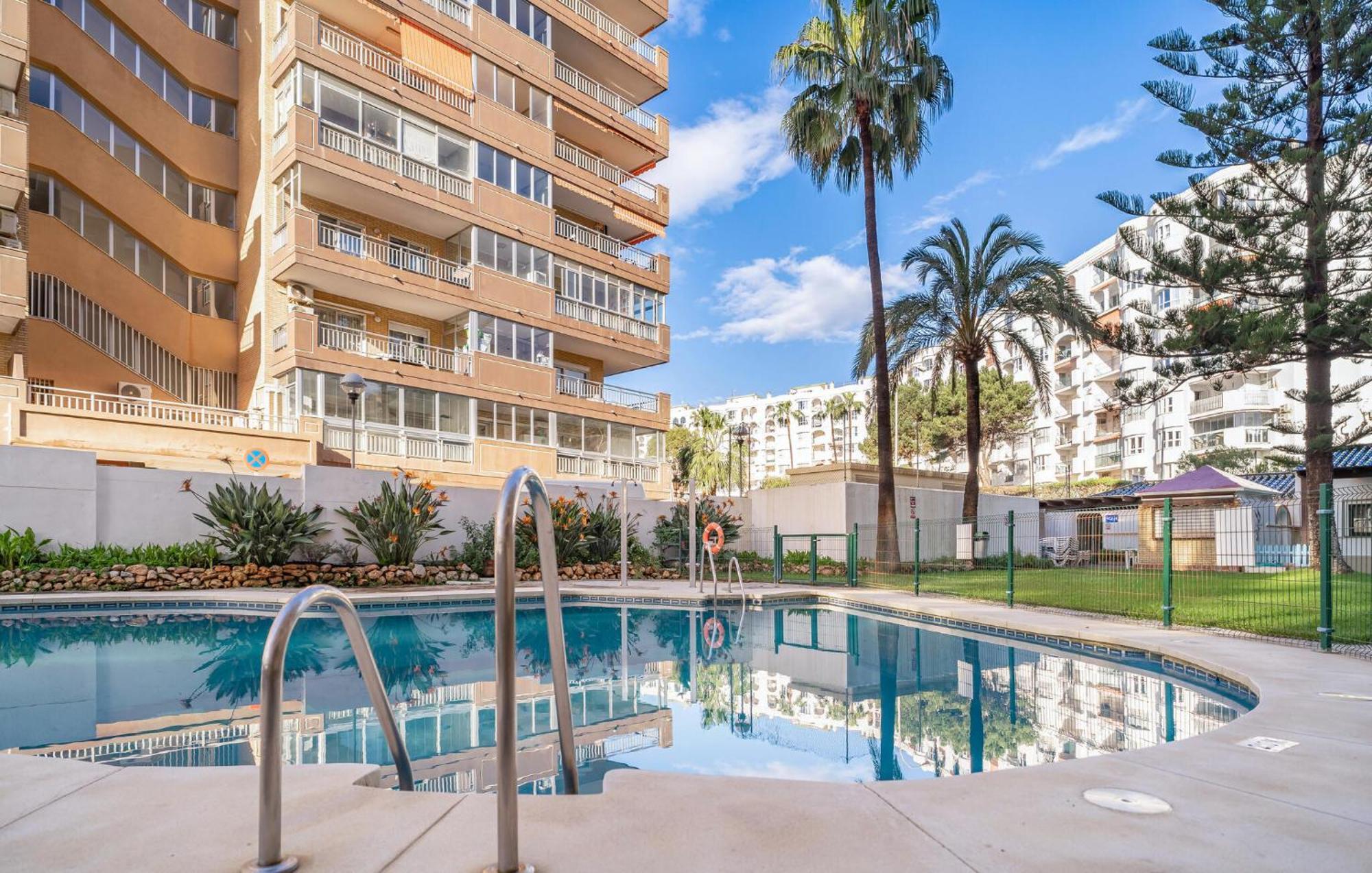 1 Bedroom Amazing In Lägenhet